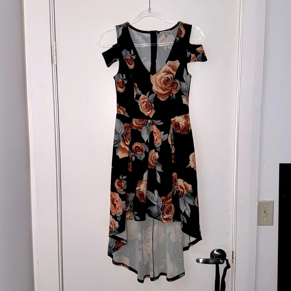 Women’s dress